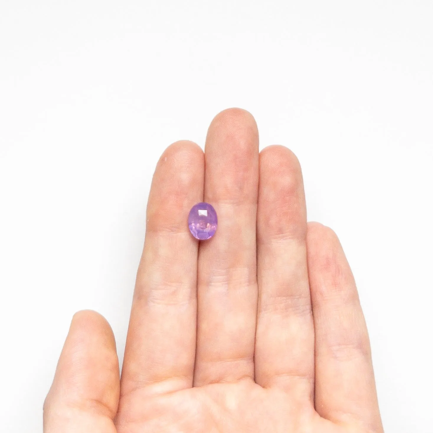 2.57ct 9.32x7.33x4.86mm Oval Brilliant Sapphire 23618-01
