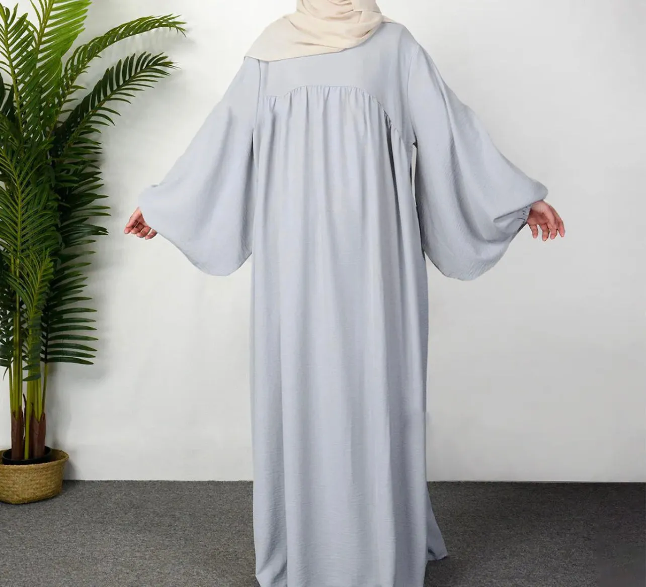 Cloudy Grey Abaya