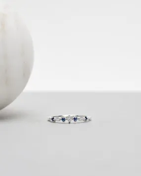 Finished: Hilda Ring in White Gold with Dark Blue Sapphires and Diamonds TWVS
